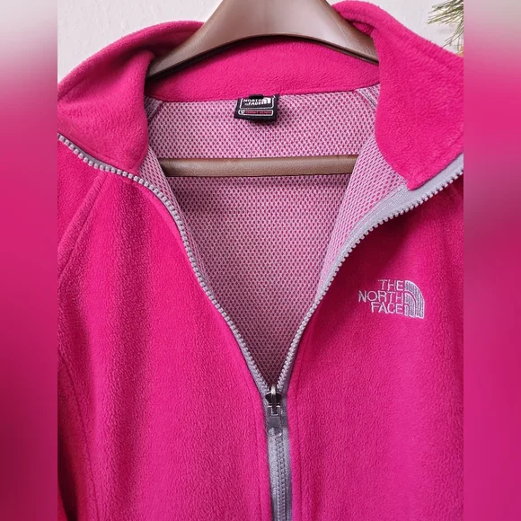 The North Face Summit Series Polartec Fleece Jacket.  - Picture 9 of 16